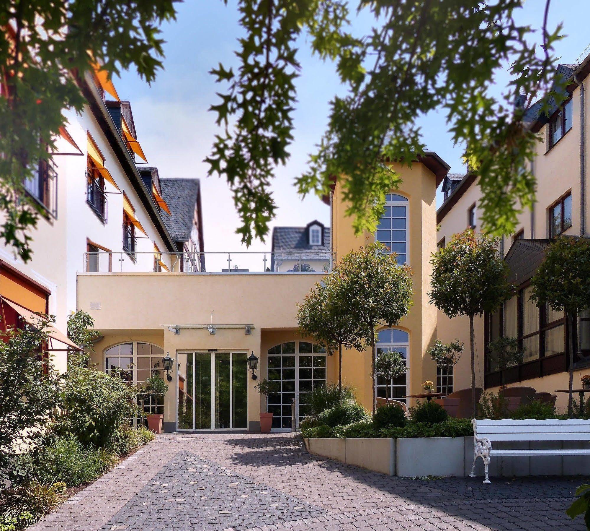 Ringhotel Nassau-Oranien Hadamar Kültér fotó